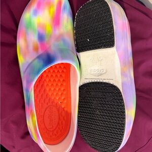 CROCS Kids' Tie-Dye Slippers